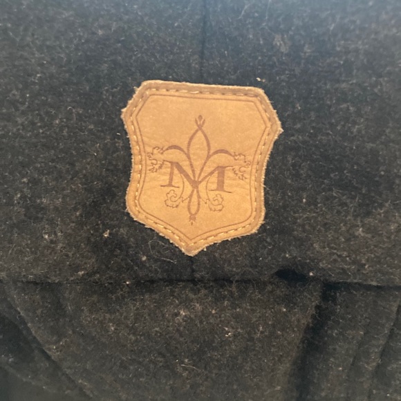 SOLD - Picture 4 of 4